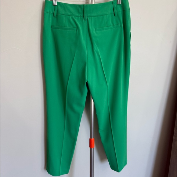 NWT Alice + Olivia Vibrant Green Cropped Pants - Picture 4 of 9
